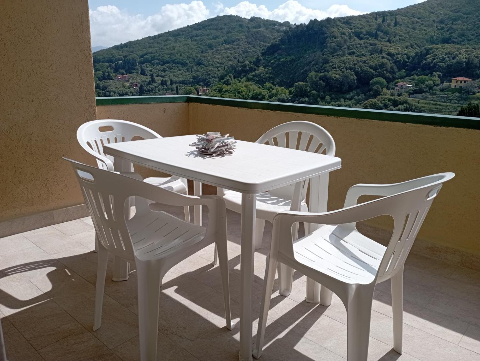 Dagli Ulivi Al Mare Apartment Lerici Exterior photo